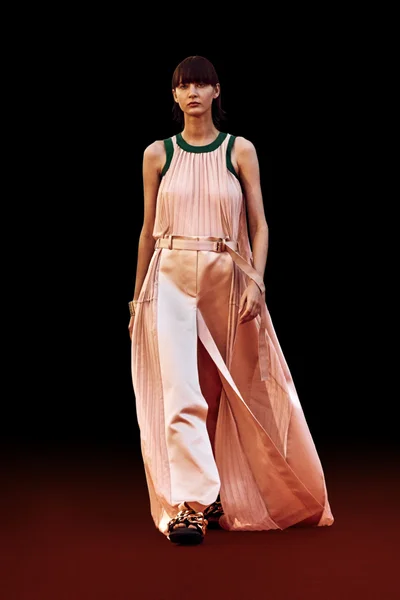 Look 33
